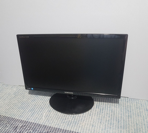 Монитор Samsung SyncMaster S22A300N