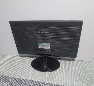 Монитор Samsung SyncMaster S22A300N