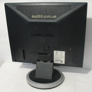 Монитор Samsung SyncMaster 930BF