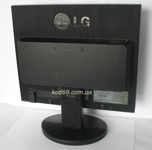 Монитор LG Flatron L1752S-SF